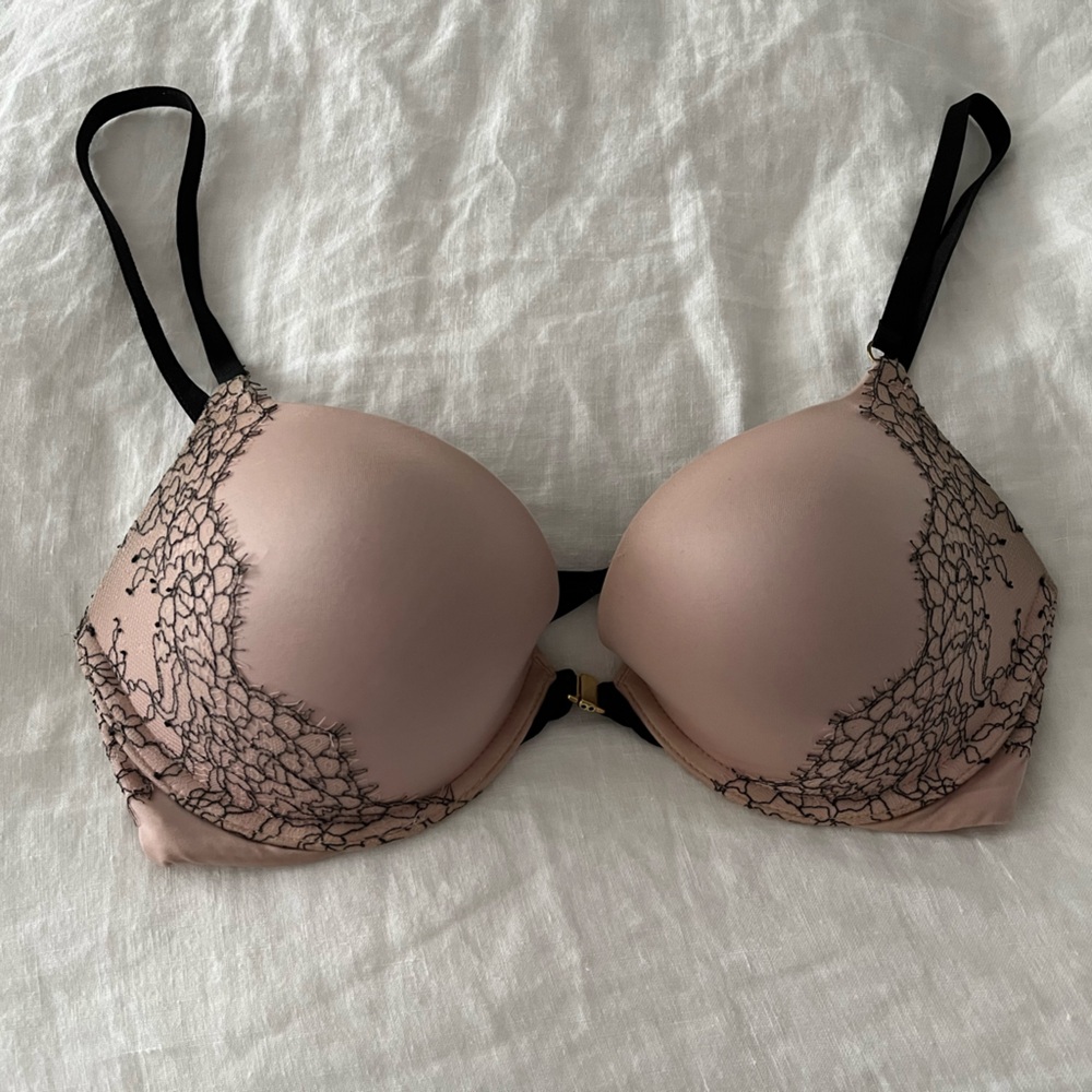 Victoria’s Secret Very Sexy Push Up Bra Pink and Black, 32D